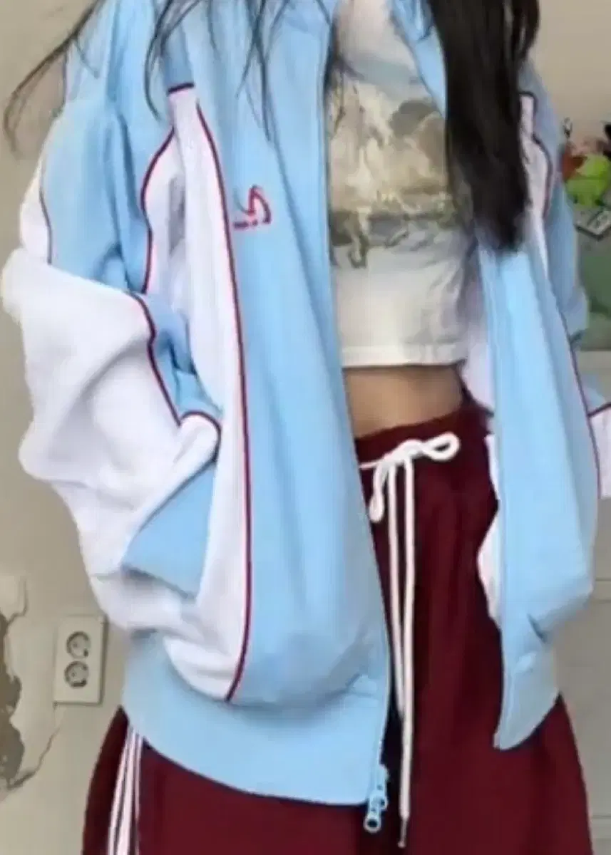thumbnail-4